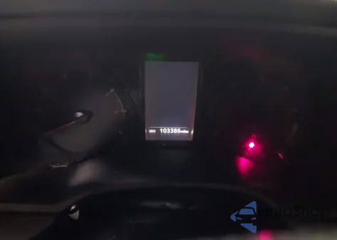 2021 Toyota 4Runner Sr5 z USA, uszkodzony, nr VIN JTEMU5JR7M5881896